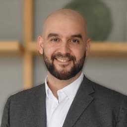 Jouffroy Maldonado, CEO Gloss Dent Internacional